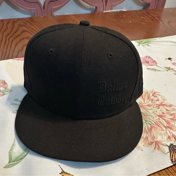 Dallas Cowboys Black Cap - Picture 1 of 7